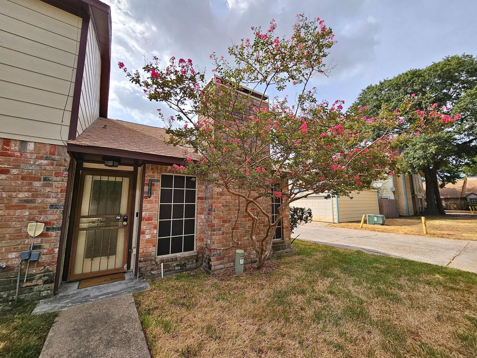 Centrally Located Houston Retreat! Sleeps 8, 10 Min To Downtown, Free Parking 외부 사진